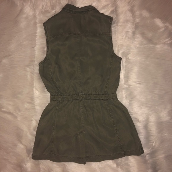 Kenneth Cole Reaction military style vest - Picture 2 of 3